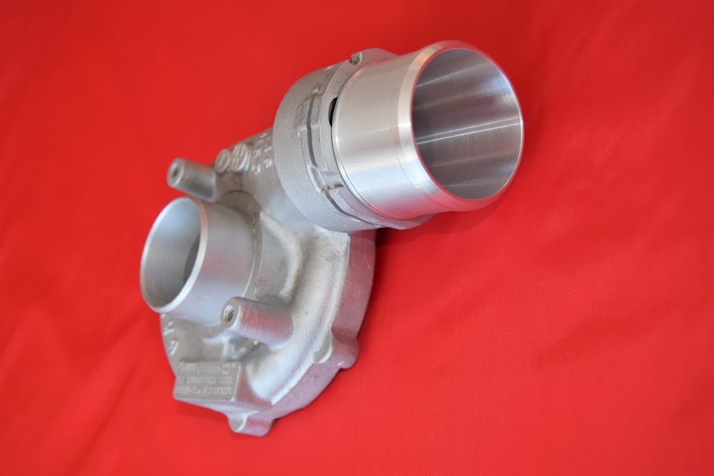 Фланец за силиконов маркуч за GT1749VA/VB (VNT-17/22 и GT1752v)